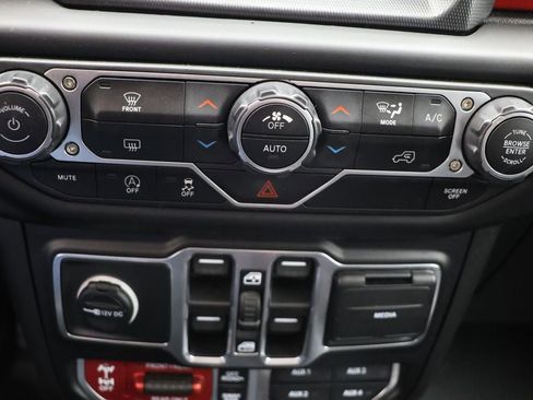 Used 2023 Jeep Wrangler Unlimited Rubicon image 24