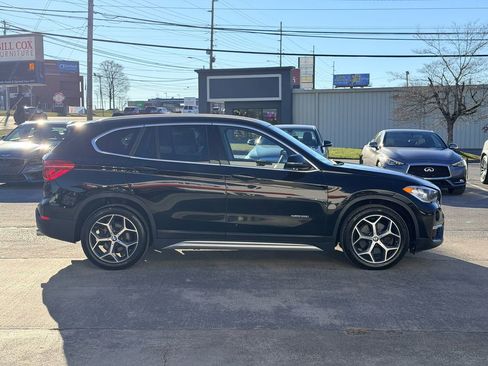 Used 2017 BMW X1 sDrive28i image 7