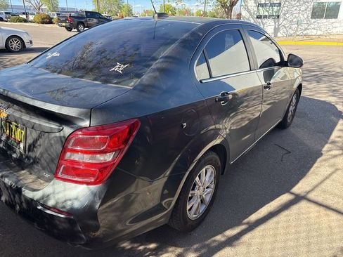 Used 2020 Chevrolet Sonic LT image 3