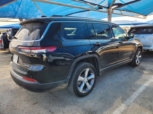 Used 2022 Jeep Grand Cherokee L Limited image 4