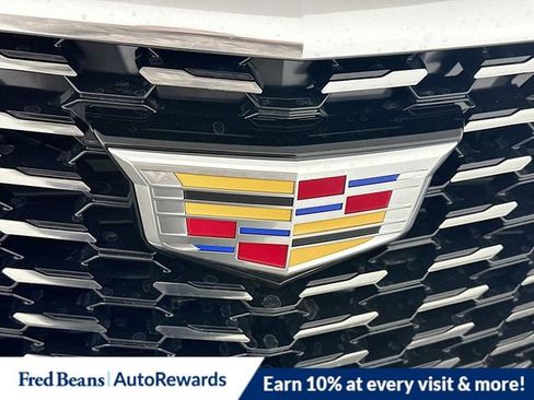 New 2026 Cadillac XT5 Luxury image 18