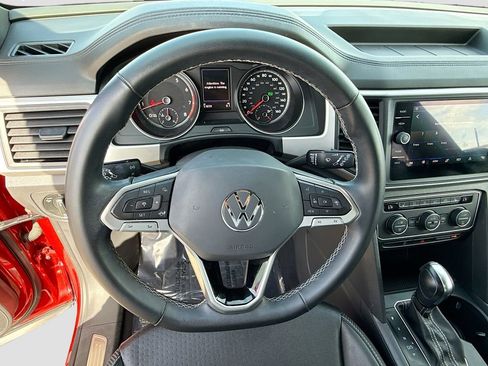 Used 2021 Volkswagen Atlas Cross Sport SE FWD image 40