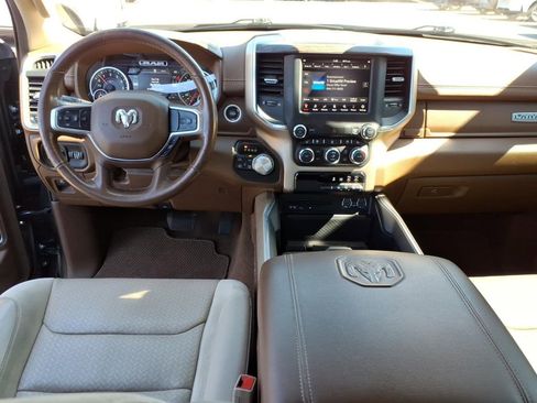 Used 2019 RAM 1500 Laramie image 12