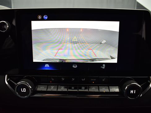 Used 2025 Chevrolet Colorado Trail Boss image 30