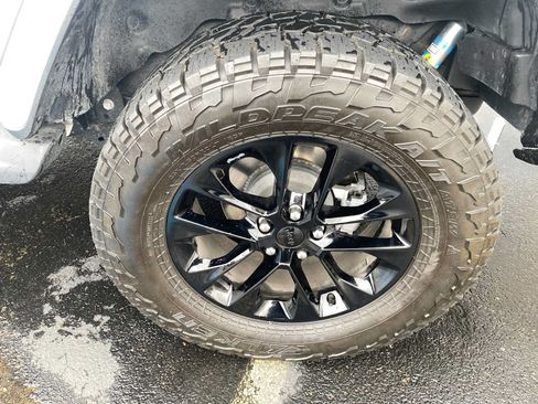 Used 2021 Jeep Wrangler Unlimited Sahara AWD/4WD image 47