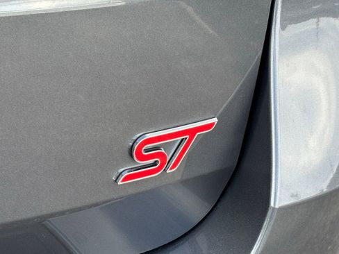 New 2026 Ford Explorer ST w/ Sun And Sound Package image 13