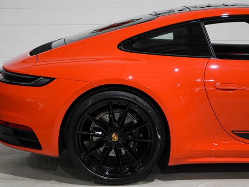 Used 2021 Porsche 911 Carrera RWD image 22
