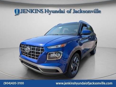 New 2025 Hyundai Venue SEL image 1