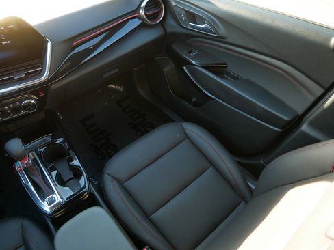 Used 2024 Chevrolet Trax RS w/ Driver Confidence Package image 21