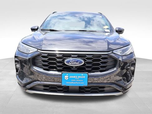 Used 2023 Ford Escape ST-Line Select w/ Tech Pack #2 AWD/4WD image 7