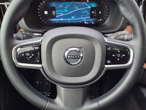 Certified 2023 Volvo XC60 B5 Plus w/ Climate Package AWD/4WD image 13