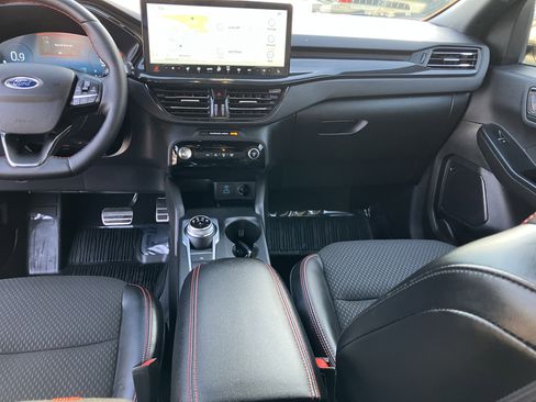 Used 2023 Ford Escape ST-Line Select w/ Tech Pack #2 image 12