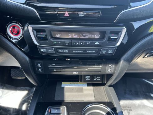Used 2021 Honda Pilot Black Edition image 29
