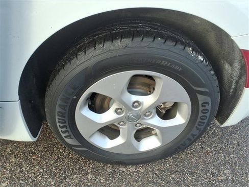 Used 2017 Chrysler Pacifica Touring-L Plus image 17