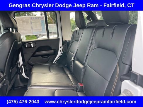 Used 2024 Jeep Wrangler Unlimited Sahara AWD/4WD image 42