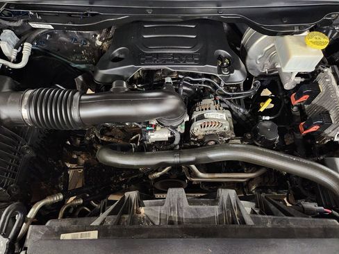 Used 2019 RAM 1500 Big Horn RWD image 53