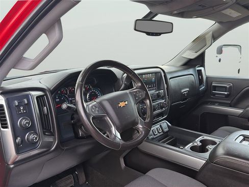 Used 2018 Chevrolet Silverado 1500 LT w/ Max Trailering Package AWD/4WD image 11