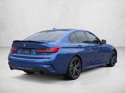 Used 2021 BMW 330i Sedan w/ M Sport Package RWD image 5