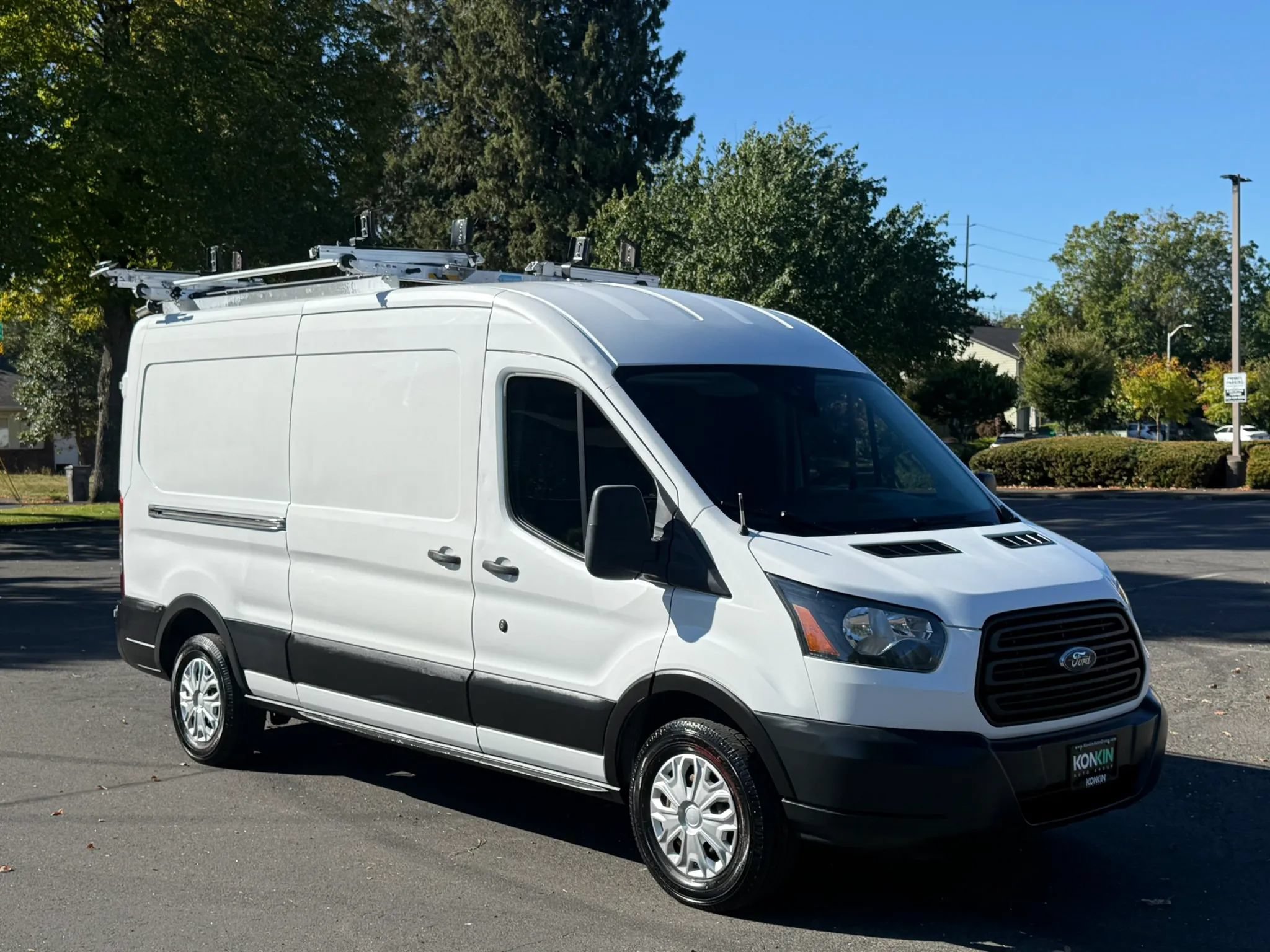 Used 2019 Ford Transit 250 148 Medium Roof w/ Interior Upgrade Package RWD image 8