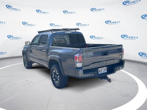Used 2021 Toyota Tacoma TRD Off-Road w/ Technology Package image 3