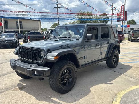 Used 2024 Jeep Wrangler Unlimited Sport AWD/4WD image 3