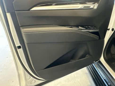 New 2026 Cadillac Escalade ESV Luxury w/ Touring Package image 26