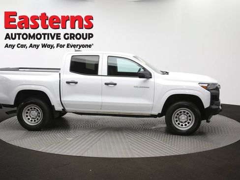 Used 2023 Chevrolet Colorado W/T RWD image 43