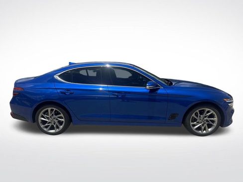 Used 2022 Genesis G70 2.0T RWD image 10