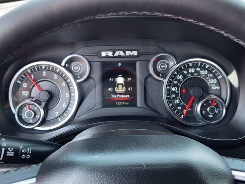 Used 2025 RAM 1500 Big Horn AWD/4WD image 12