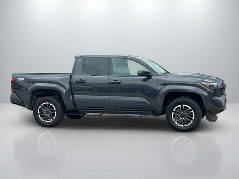 Used 2025 Toyota Tacoma TRD Sport RWD image 4