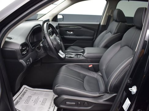 Used 2025 Honda Pilot Elite image 22