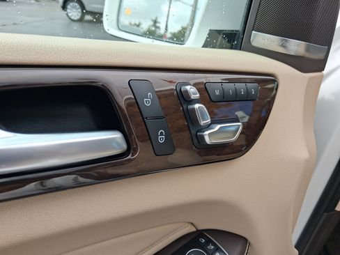 Used 2018 Mercedes-Benz GLE 350 image 14