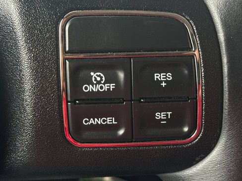 Used 2013 Jeep Wrangler Unlimited Rubicon w/ Dual Top Group AWD/4WD image 31