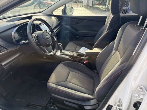 Used 2019 Subaru Crosstrek 2.0i Premium w/ Popular Package #3 image 4