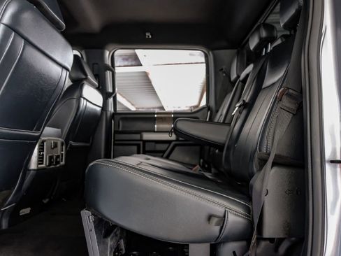 Used 2022 Ford F250 Lariat w/ Lariat Value Package image 38