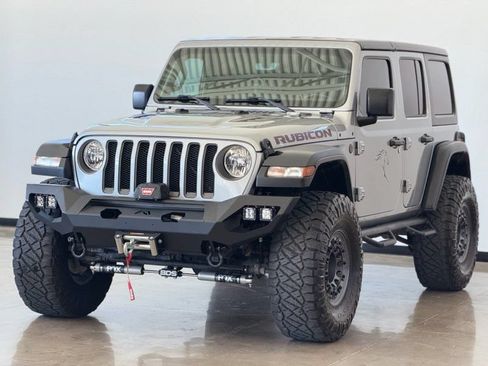 Used 2018 Jeep Wrangler Unlimited Rubicon AWD/4WD image 3