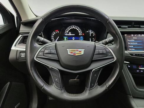 Used 2018 Cadillac XT5 Luxury AWD/4WD image 14