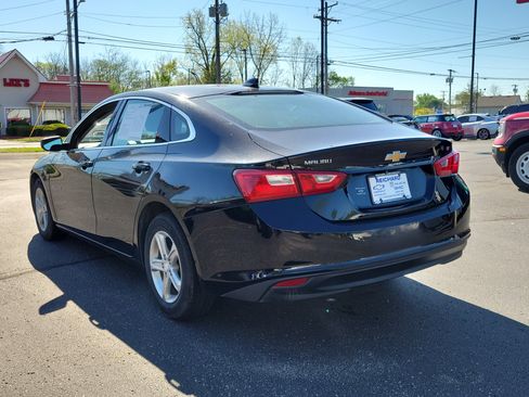 Used 2024 Chevrolet Malibu LT FWD image 3