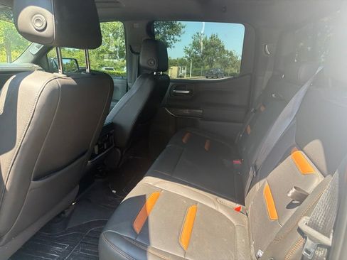 Used 2019 GMC Sierra 1500 AT4 w/ AT4 Premium Package AWD/4WD image 10