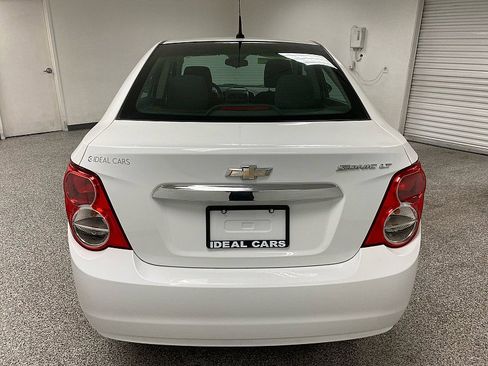 Used 2013 Chevrolet Sonic LT image 6