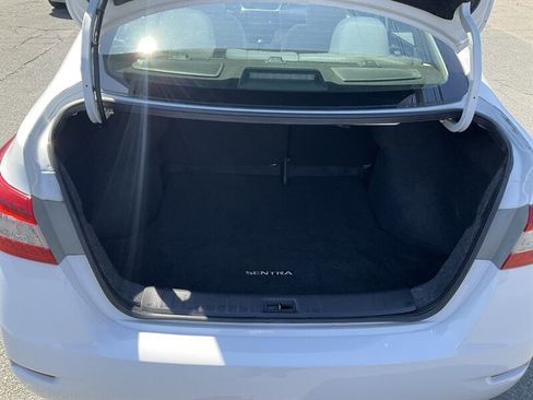 Used 2015 Nissan Sentra SV w/ Style Package image 13