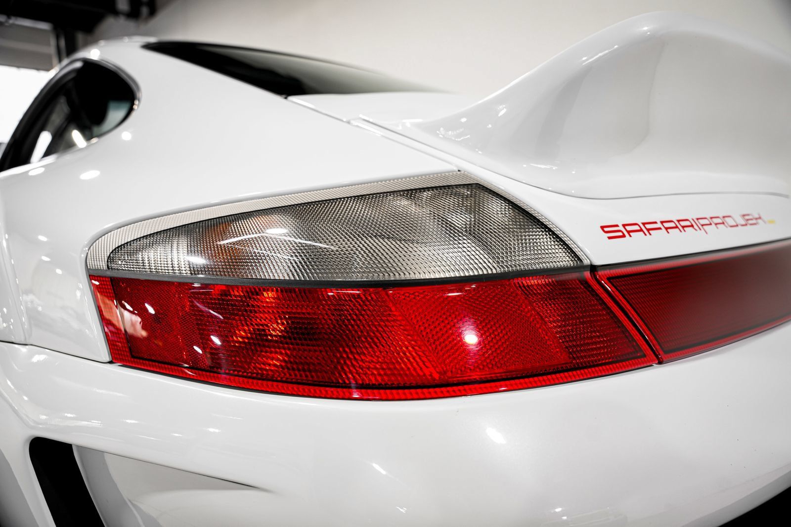 Used 2003 Porsche 911 Carrera 4S AWD/4WD image 35
