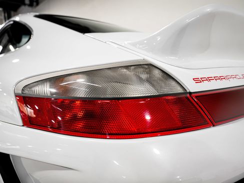 Used 2003 Porsche 911 Carrera 4S AWD/4WD image 35
