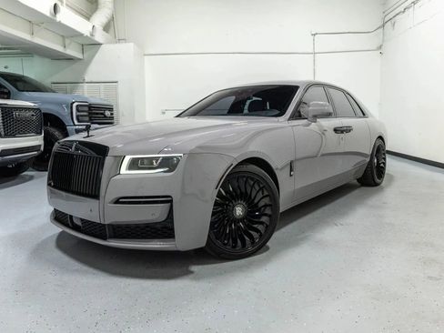 Used 2021 Rolls-Royce Ghost AWD/4WD image 3