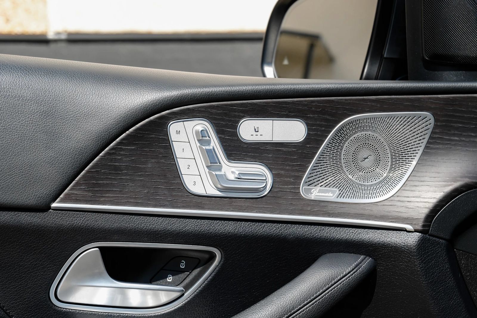 Used 2023 Mercedes-Benz GLE 350 w/ Premium Package image 53