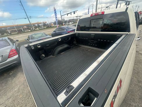 Used 2014 Chevrolet Silverado 1500 LTZ AWD/4WD image 11