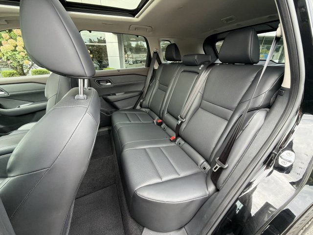 Certified 2023 Nissan Rogue SV w/ SV Premium B Package AWD/4WD image 23