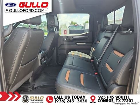 Used 2024 GMC Sierra 1500 AT4 w/ Technology Package AWD/4WD image 14
