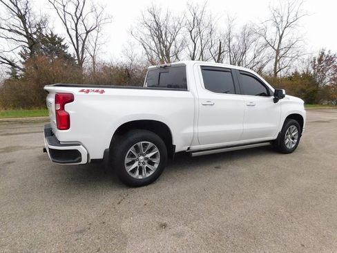 Used 2021 Chevrolet Silverado 1500 High Country w/ Technology Package image 3