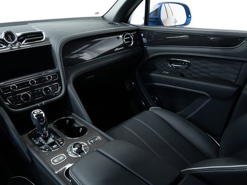 Certified 2025 Bentley Bentayga Extended Wheelbase image 30